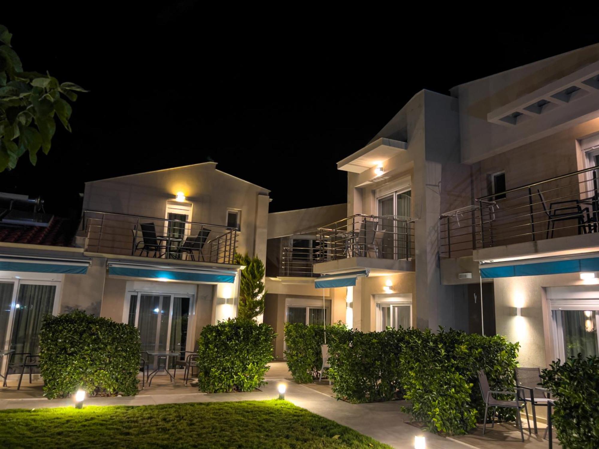 Yalos Beach Maisonettes Скала-Сотірос Екстер'єр фото