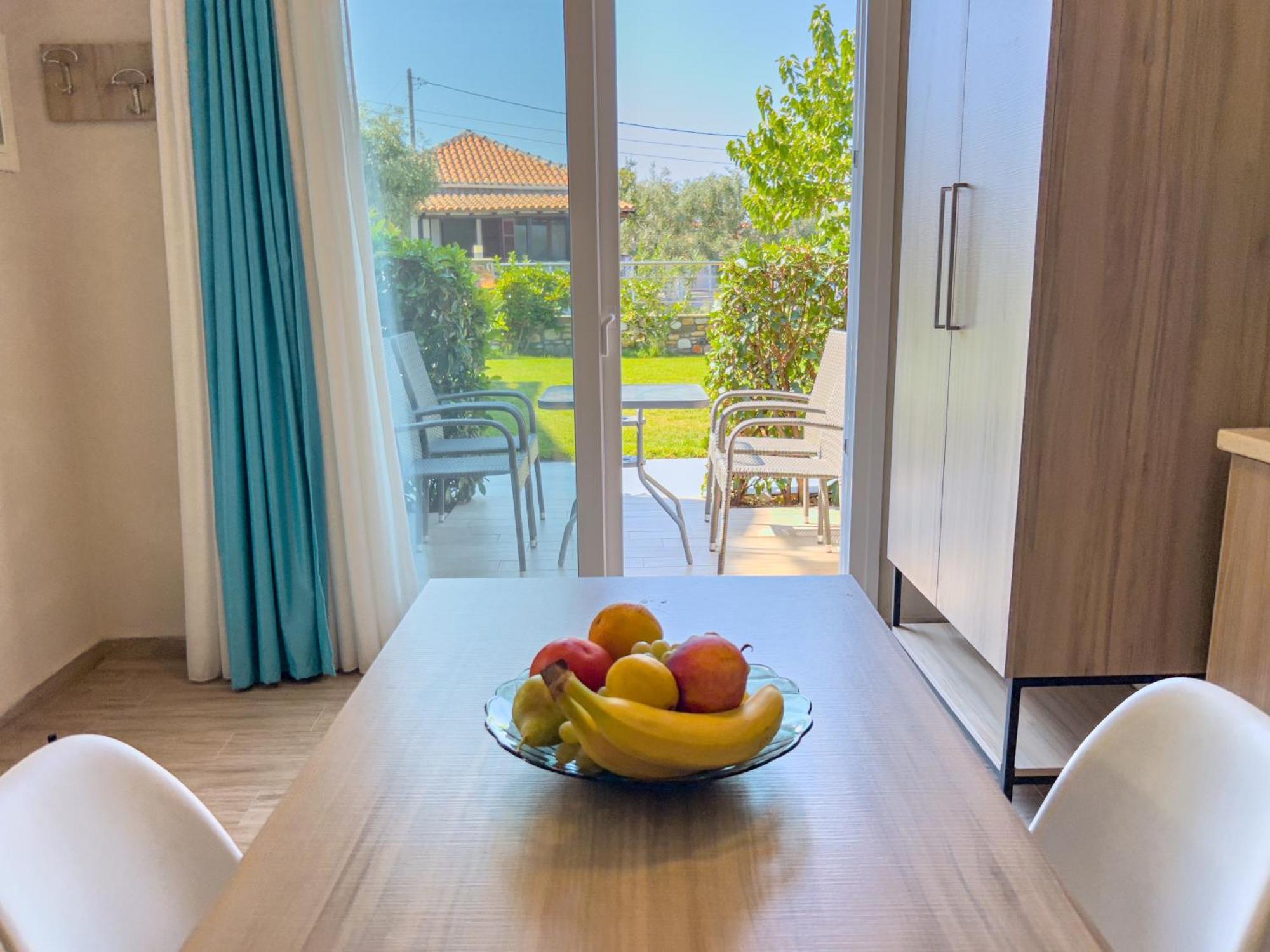 Yalos Beach Maisonettes Скала-Сотірос Екстер'єр фото