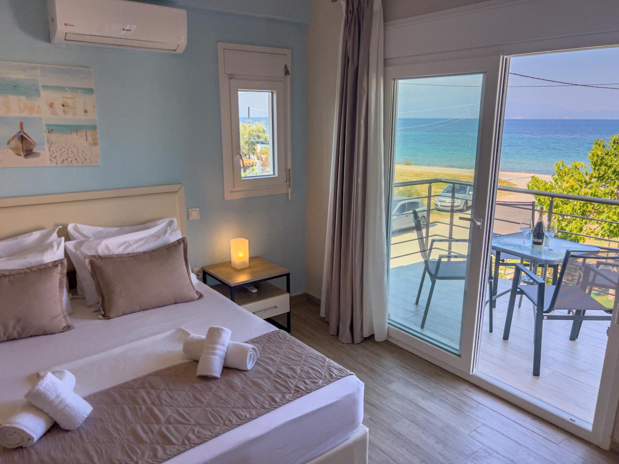 Yalos Beach Maisonettes Скала-Сотірос Екстер'єр фото