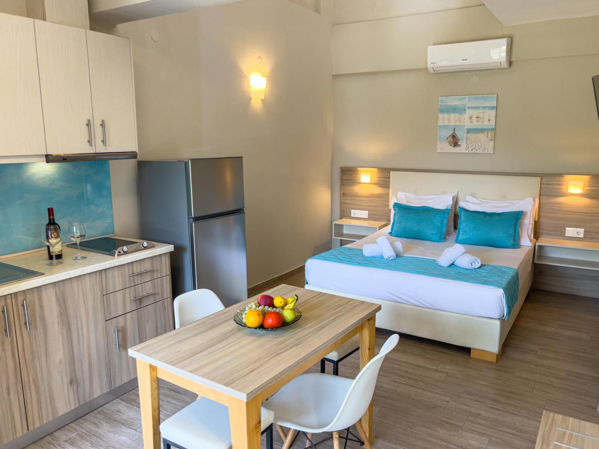 Yalos Beach Maisonettes Скала-Сотірос Екстер'єр фото